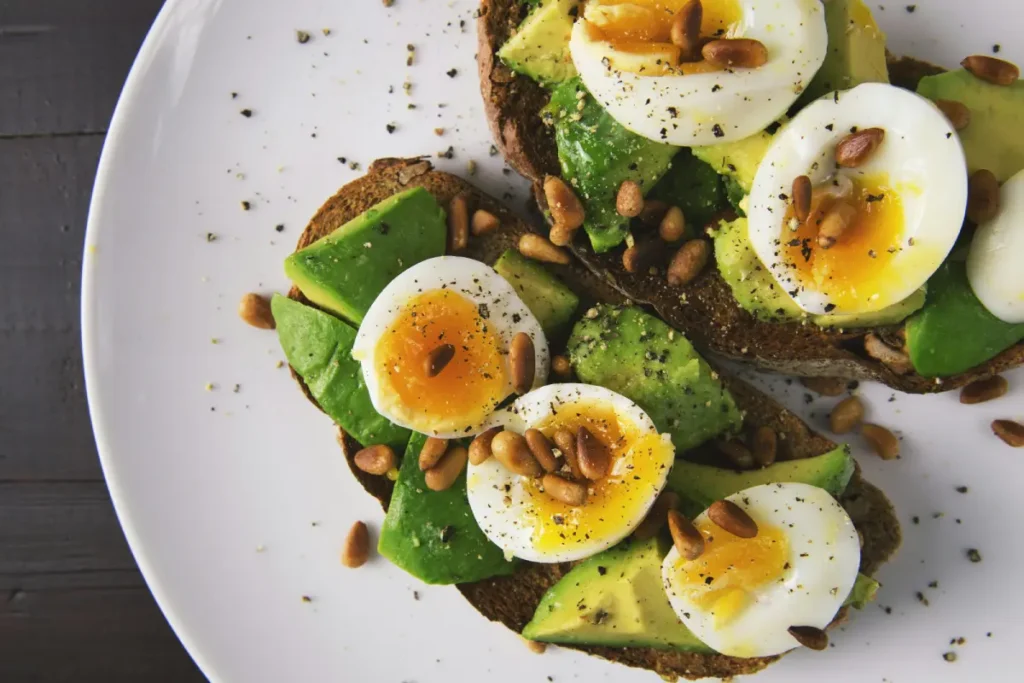 alimentos recomendados en la alimentación cetogénica.