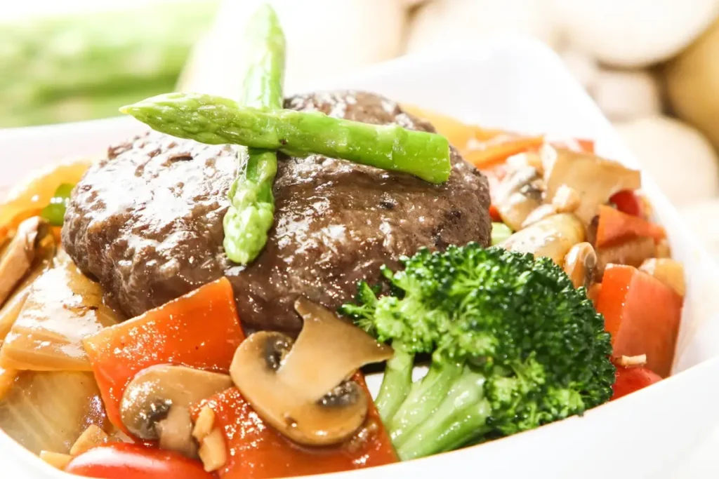 "La dieta Whole30 elimina los azúcares añadidos y los alimentos procesados para una alimentación más limpia."