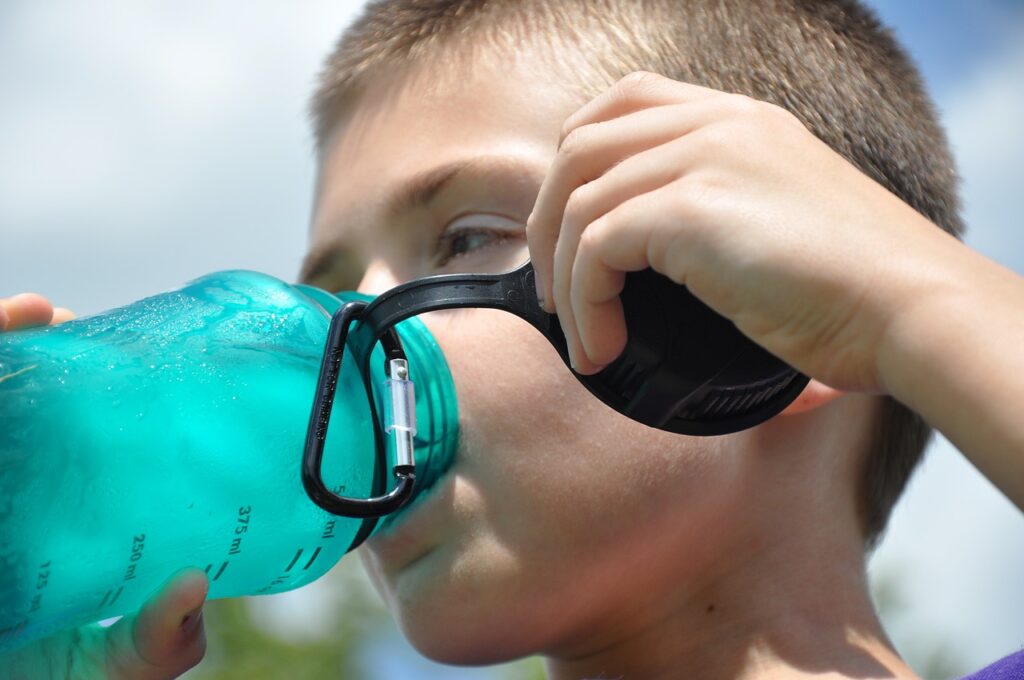 Hidratación constante para eliminar toxinas