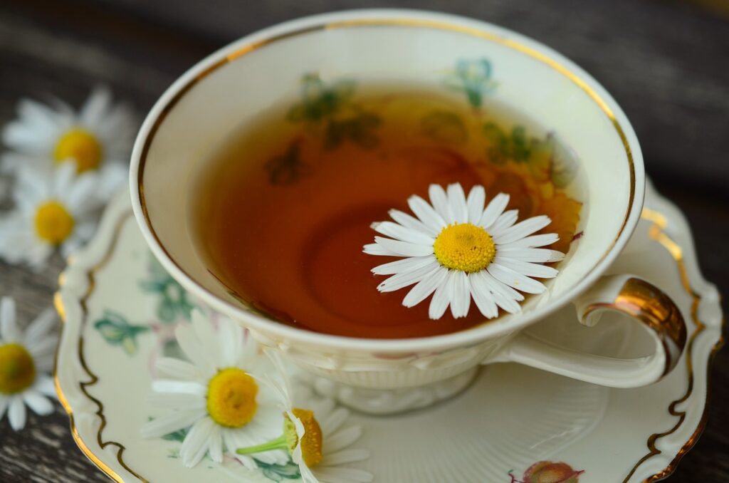 Infusión de Manzanilla: Calmante y Antiinflamatoria",